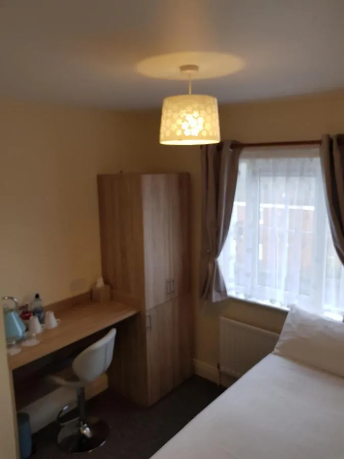 Homestay Bella Room With Free Minibar Tea&Coffee Dublin Ireland