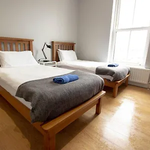 Modern City Centre Bed & Breakfast